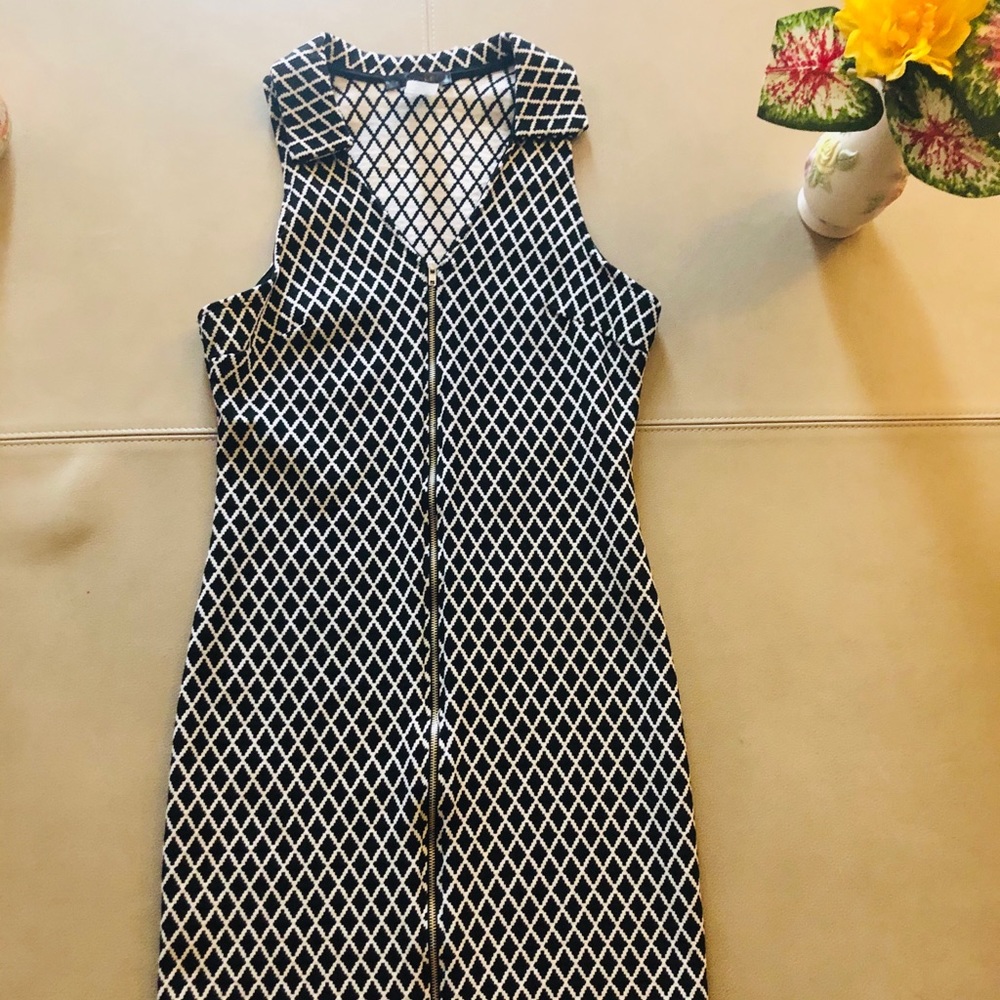 Black and White Patterned Straight Dress